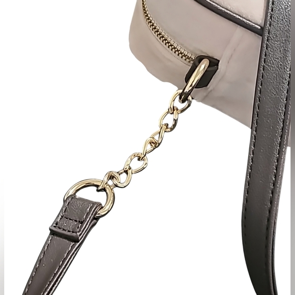 Juicy Couture Heritage Crossbody Purse - Picture 11 of 11